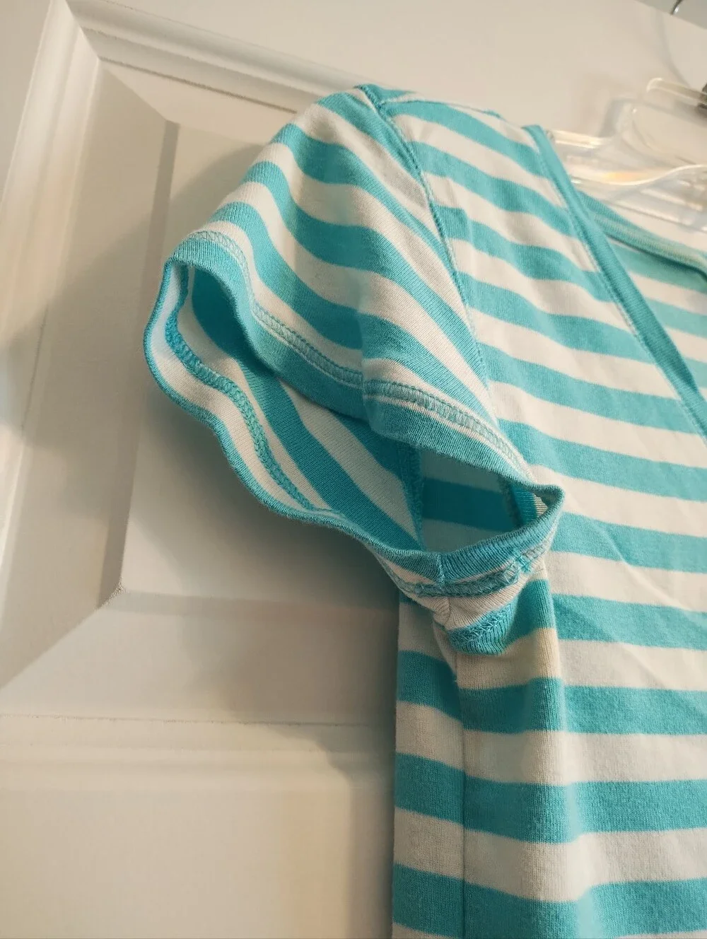 Vintage Gap Blue & White Striped V-Neck Tee